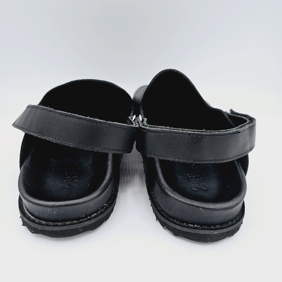 Zara Black Leather Clogs in 100% Cowhide Leather, size 5 - Picture 6 of 13
